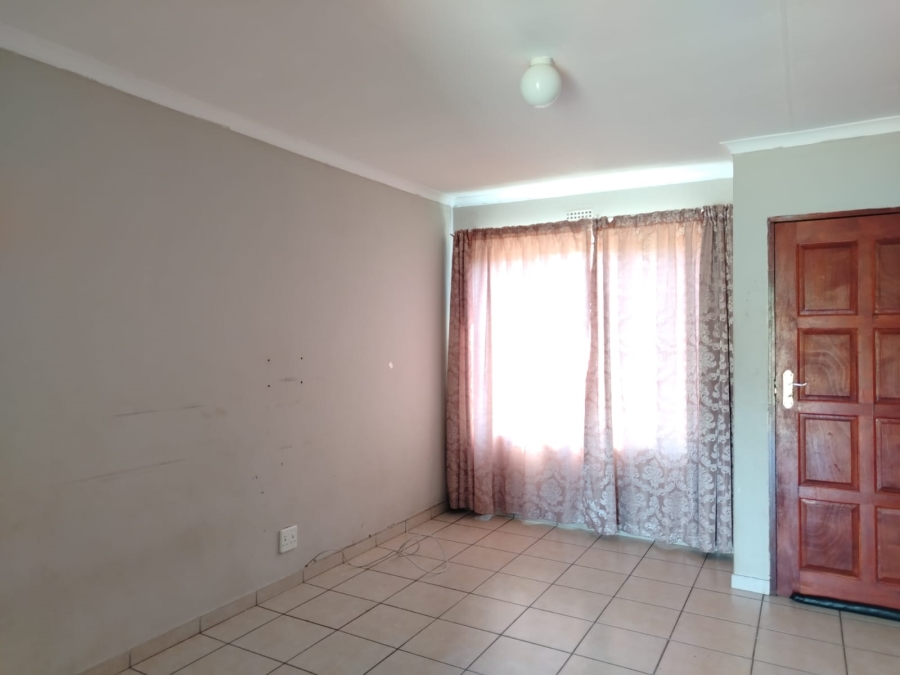 2 Bedroom Property for Sale in Ngwelezana KwaZulu-Natal