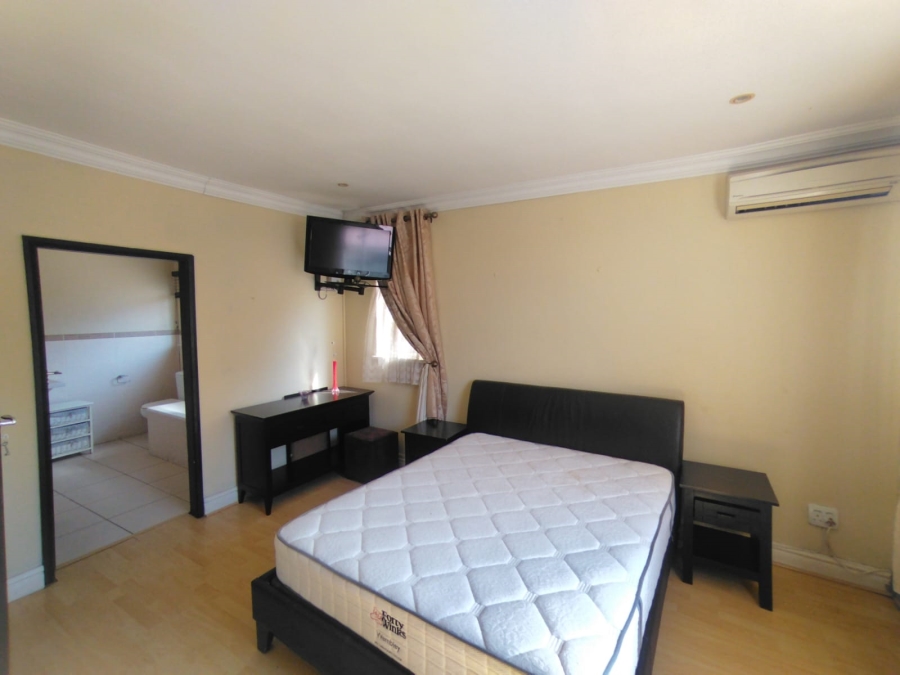 To Let 7 Bedroom Property for Rent in Herrwood Park KwaZulu-Natal