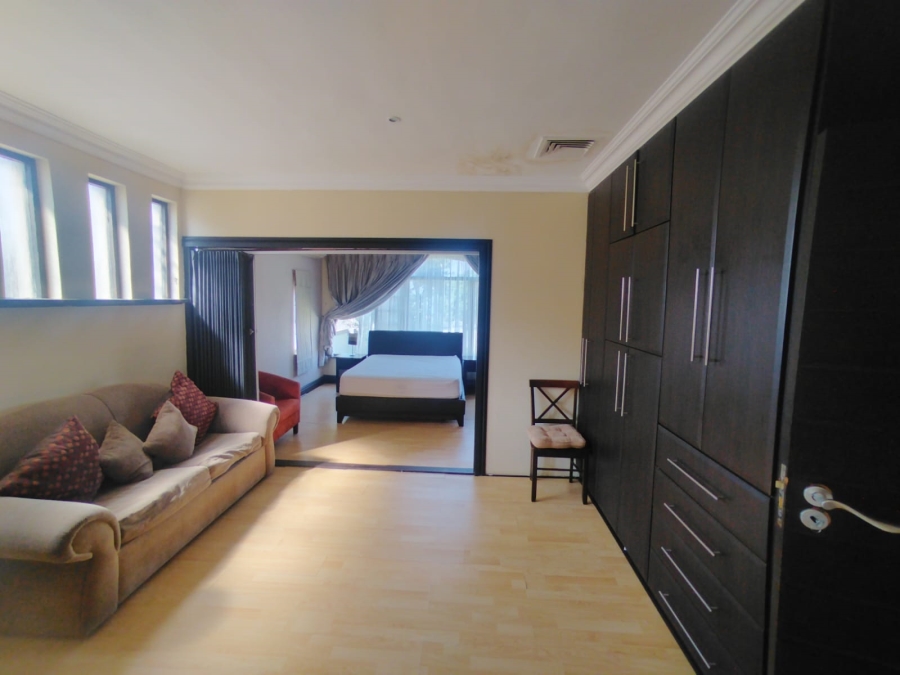 To Let 7 Bedroom Property for Rent in Herrwood Park KwaZulu-Natal
