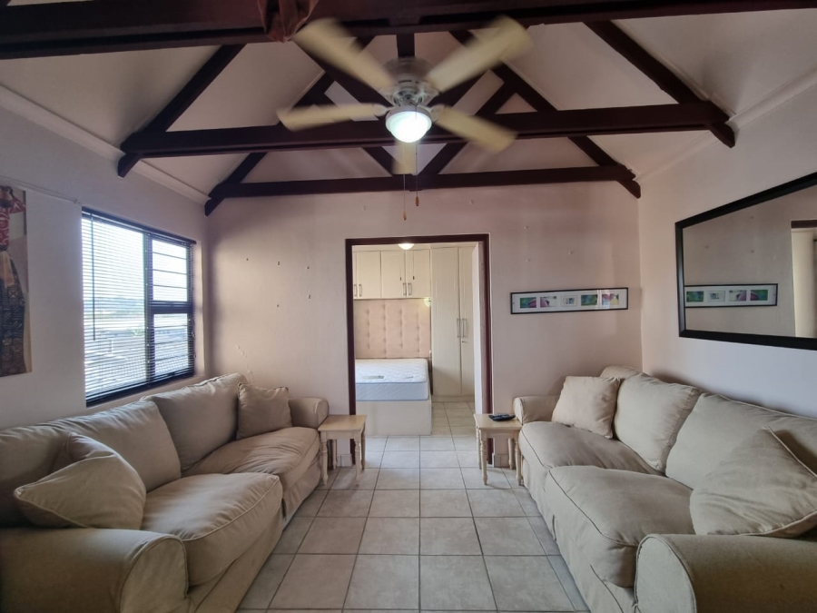 1 Bedroom Property for Sale in Uvongo Beach KwaZulu-Natal