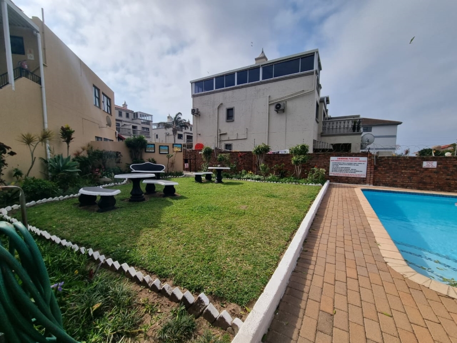1 Bedroom Property for Sale in Uvongo Beach KwaZulu-Natal