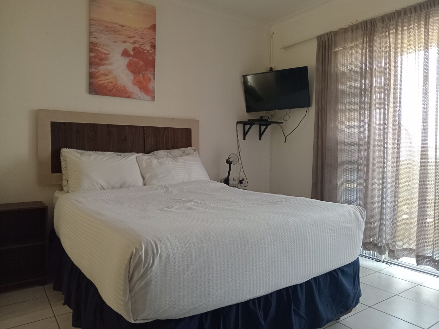 1 Bedroom Property for Sale in Margate Beach KwaZulu-Natal