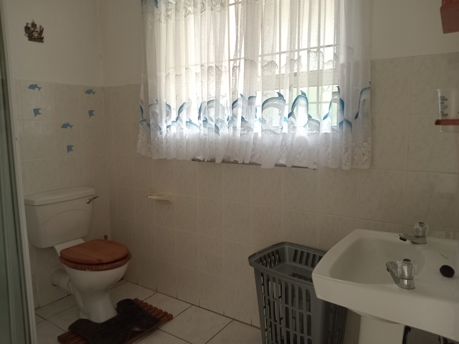 1 Bedroom Property for Sale in Margate Beach KwaZulu-Natal