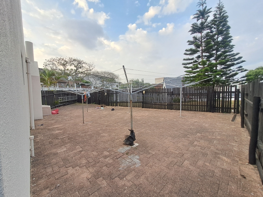 2 Bedroom Property for Sale in Lawrence Rocks KwaZulu-Natal