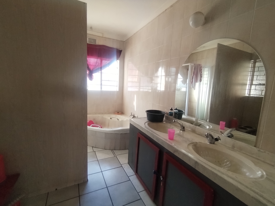 3 Bedroom Property for Sale in Surayaville KwaZulu-Natal