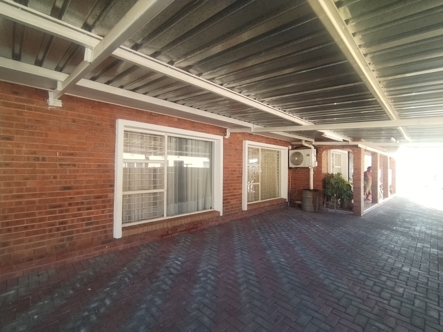 3 Bedroom Property for Sale in Surayaville KwaZulu-Natal