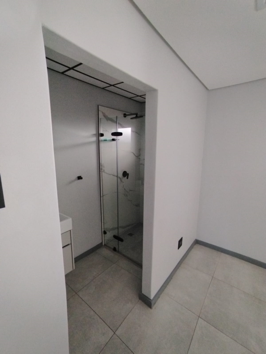To Let 2 Bedroom Property for Rent in Umhlanga Ridge KwaZulu-Natal