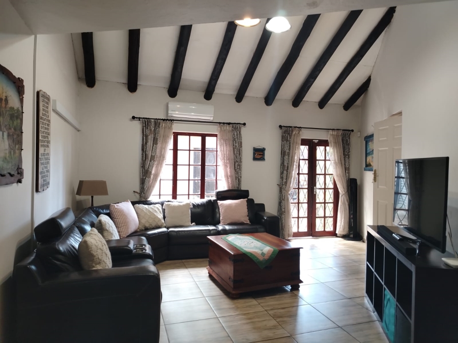4 Bedroom Property for Sale in Meer En See KwaZulu-Natal
