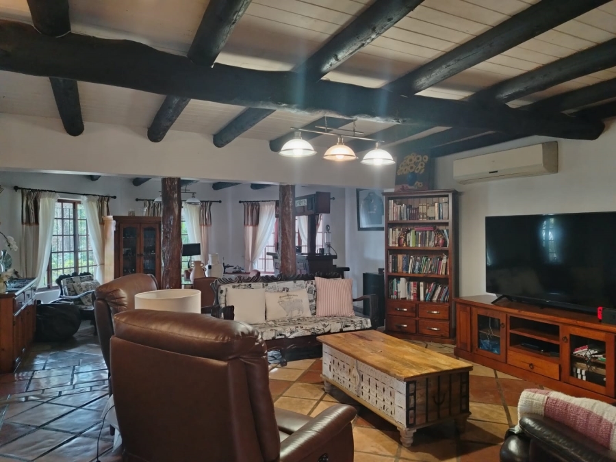 4 Bedroom Property for Sale in Meer En See KwaZulu-Natal