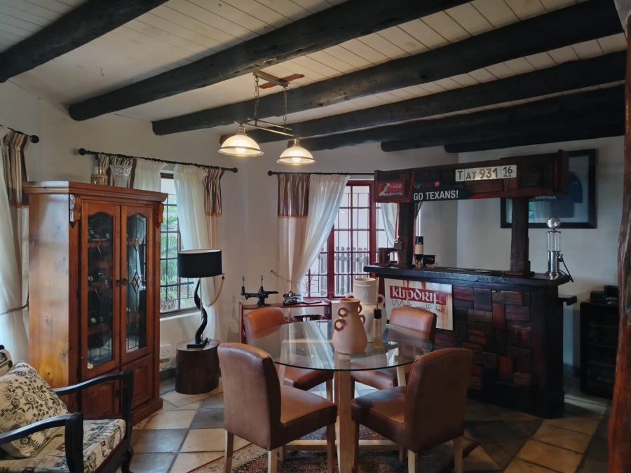 4 Bedroom Property for Sale in Meer En See KwaZulu-Natal