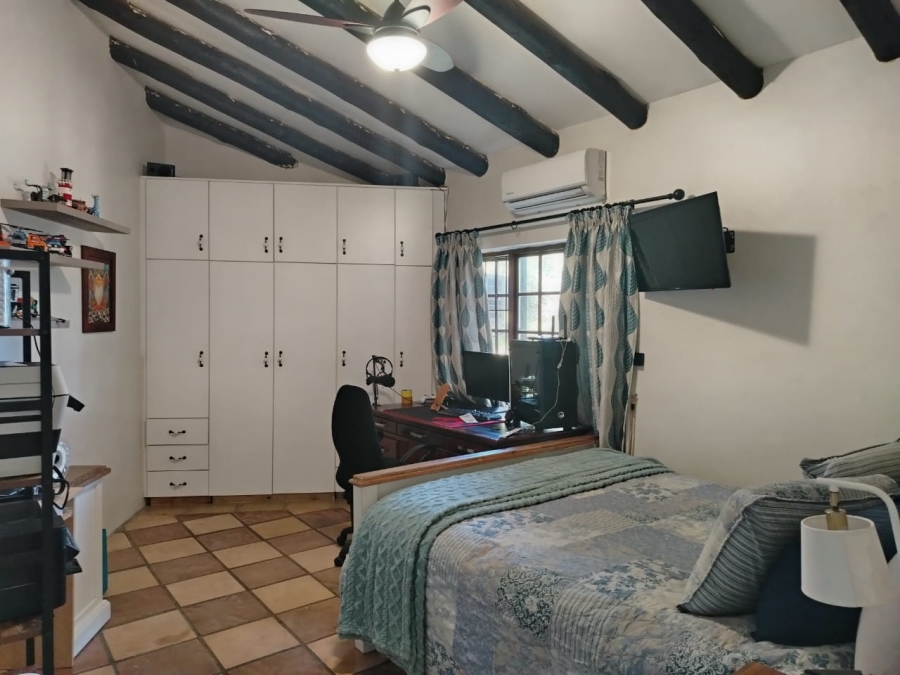 4 Bedroom Property for Sale in Meer En See KwaZulu-Natal