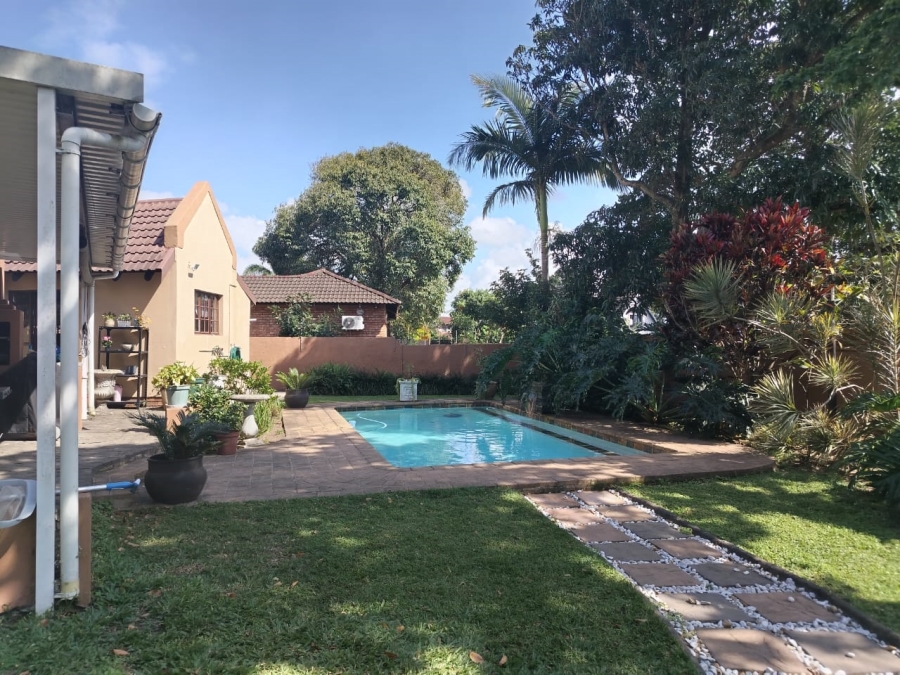 4 Bedroom Property for Sale in Meer En See KwaZulu-Natal