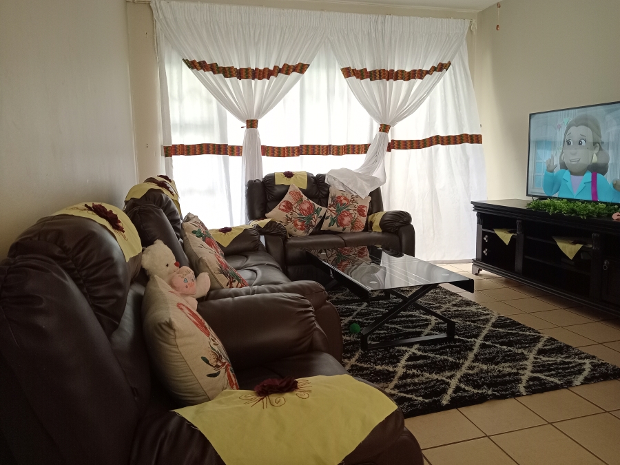 2 Bedroom Property for Sale in Manaba Beach KwaZulu-Natal