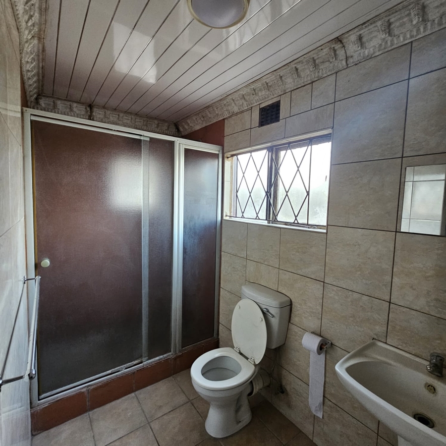 To Let 1 Bedroom Property for Rent in Brackenham KwaZulu-Natal