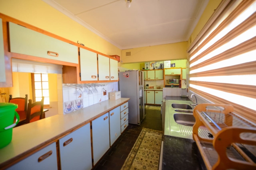 To Let 6 Bedroom Property for Rent in New Germany KwaZulu-Natal