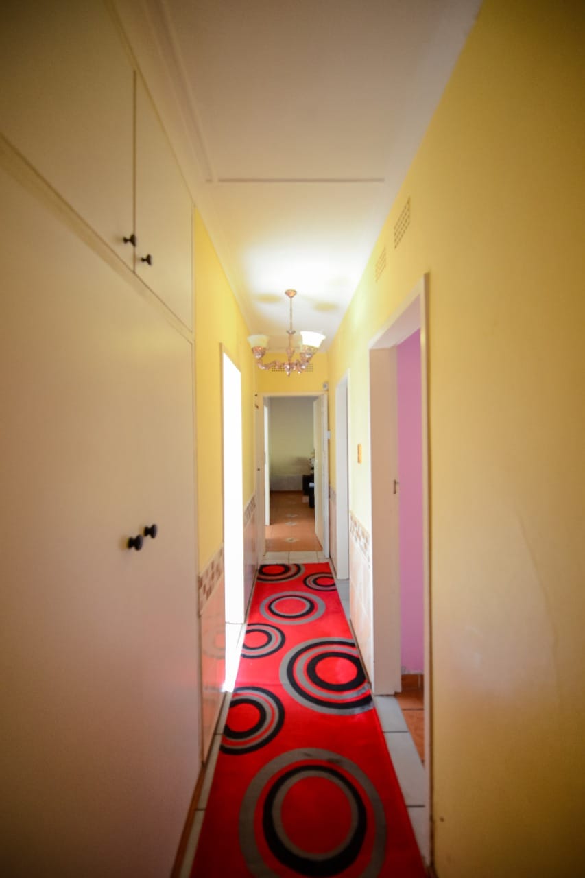 To Let 6 Bedroom Property for Rent in New Germany KwaZulu-Natal