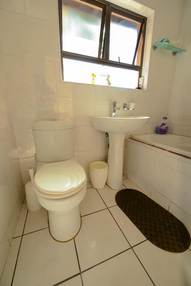 To Let 6 Bedroom Property for Rent in New Germany KwaZulu-Natal