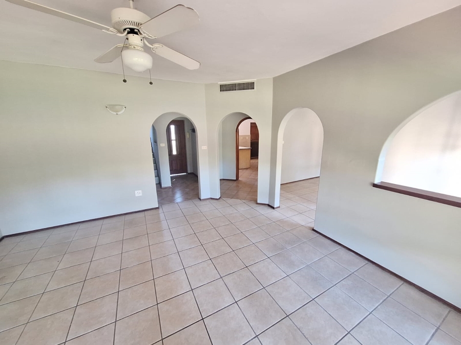 To Let 3 Bedroom Property for Rent in Margate KwaZulu-Natal