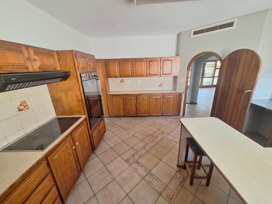 To Let 3 Bedroom Property for Rent in Margate KwaZulu-Natal