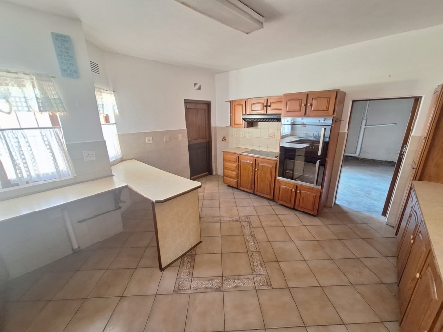 To Let 3 Bedroom Property for Rent in Margate KwaZulu-Natal