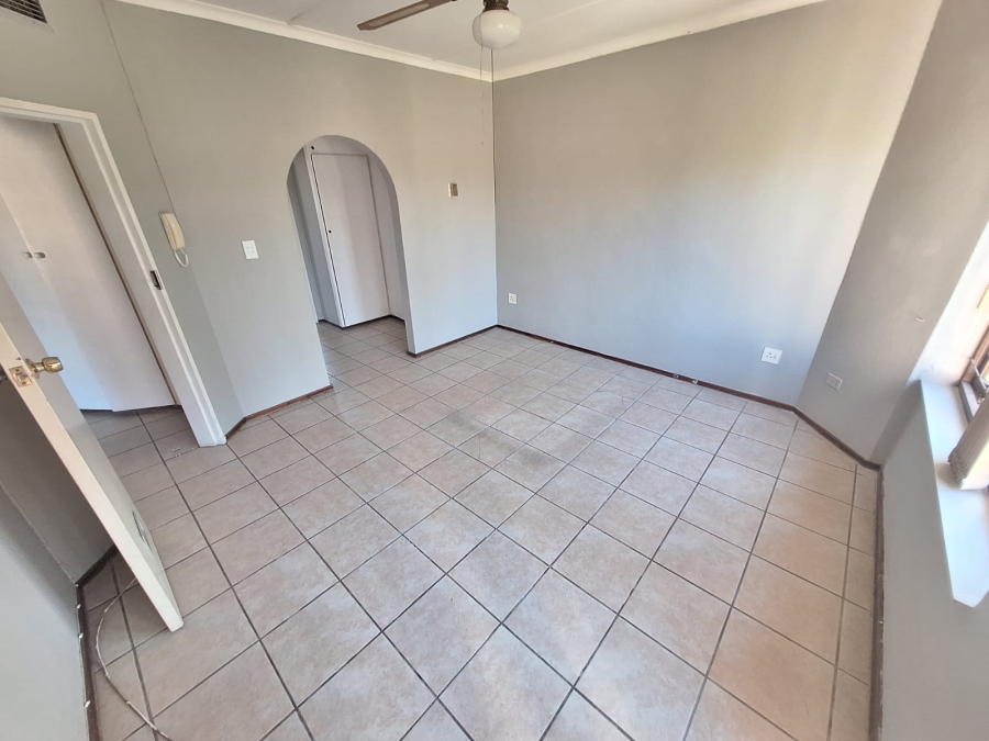 To Let 3 Bedroom Property for Rent in Margate KwaZulu-Natal