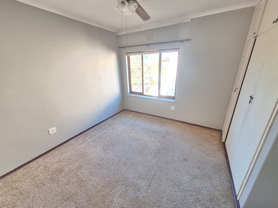 To Let 3 Bedroom Property for Rent in Margate KwaZulu-Natal