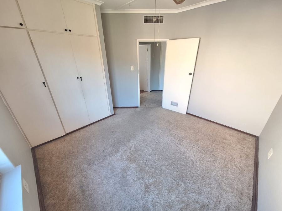 To Let 3 Bedroom Property for Rent in Margate KwaZulu-Natal