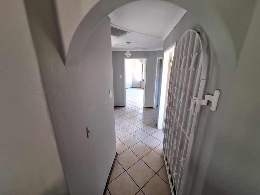 To Let 3 Bedroom Property for Rent in Margate KwaZulu-Natal