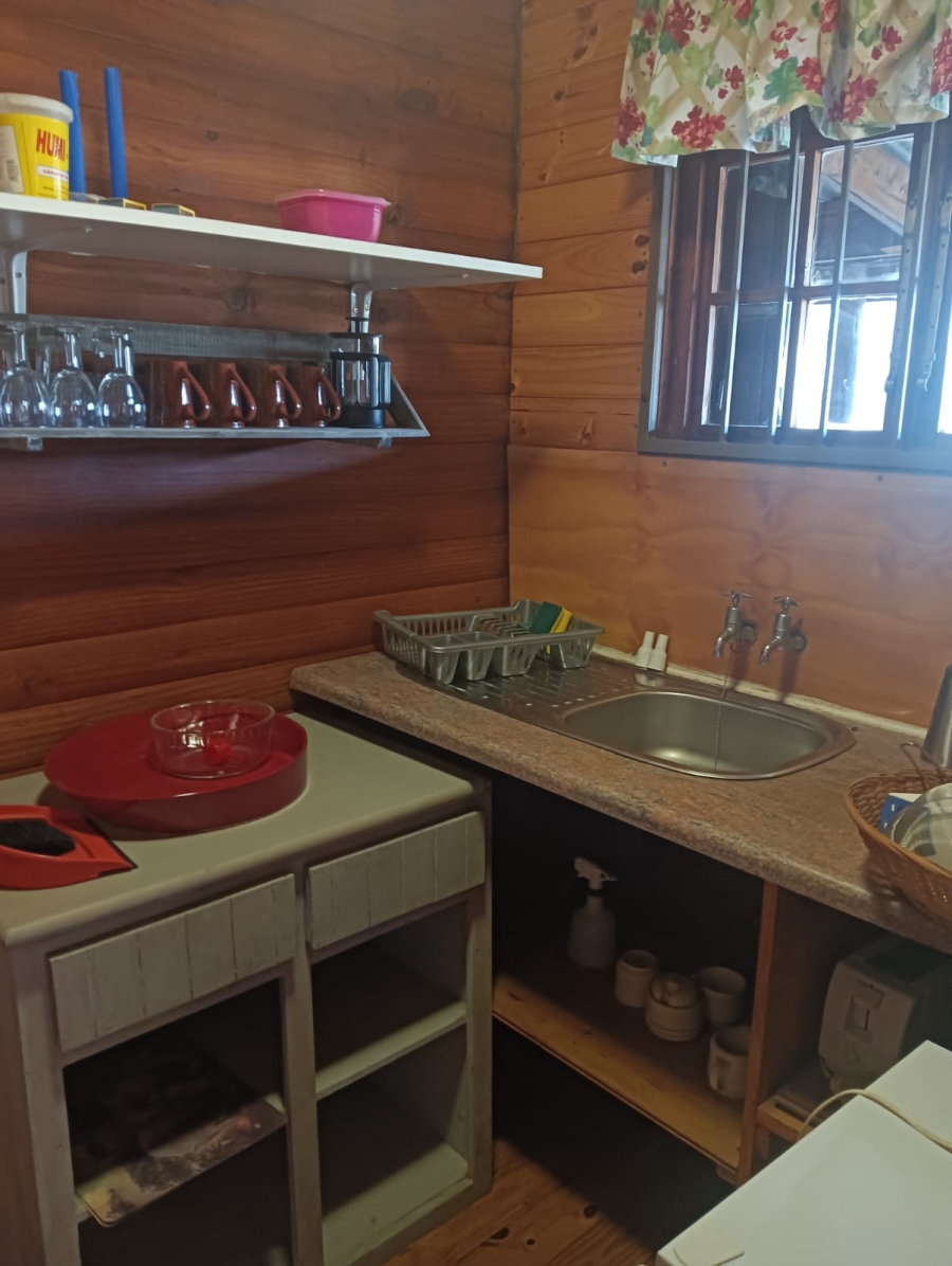 To Let 1 Bedroom Property for Rent in Leonard KwaZulu-Natal