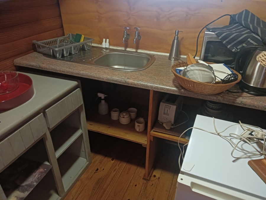 To Let 1 Bedroom Property for Rent in Leonard KwaZulu-Natal