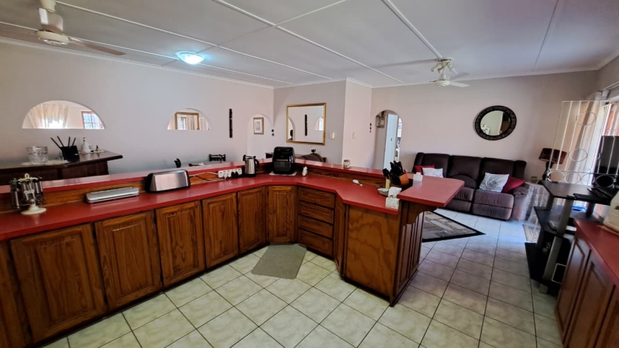 3 Bedroom Property for Sale in Meer En See KwaZulu-Natal