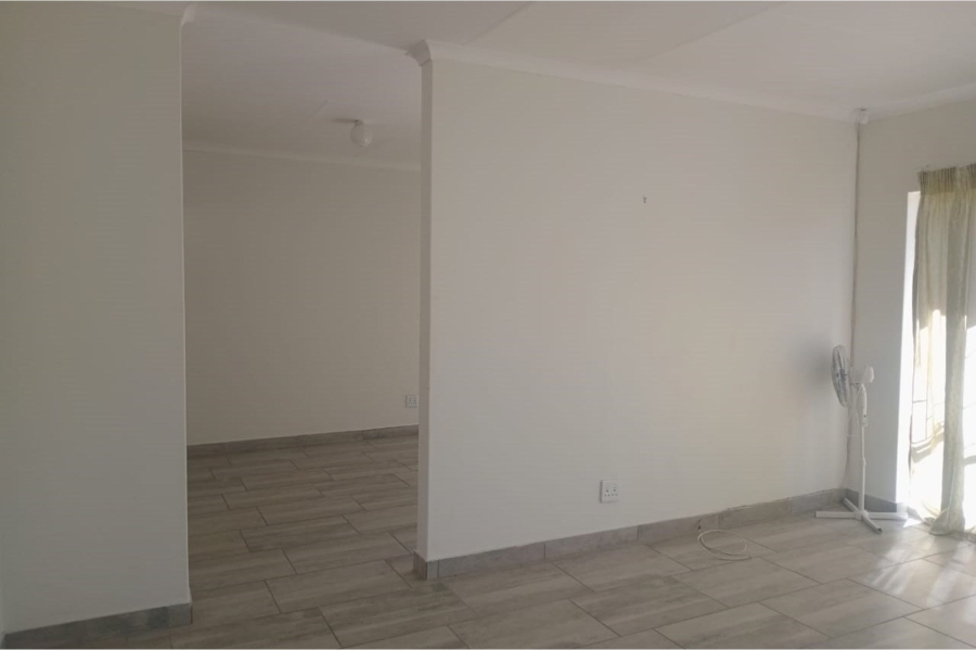 3 Bedroom Property for Sale in Schuinshoogte KwaZulu-Natal
