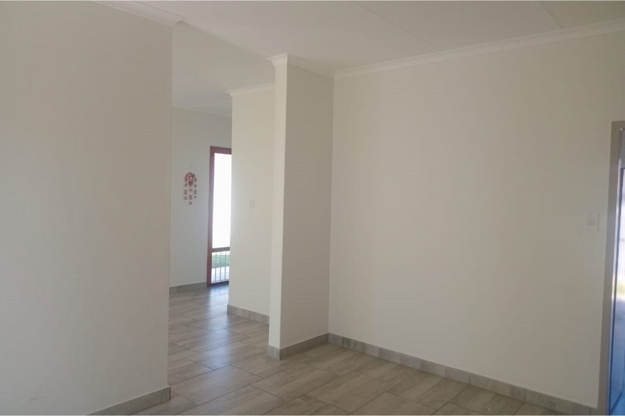 3 Bedroom Property for Sale in Schuinshoogte KwaZulu-Natal