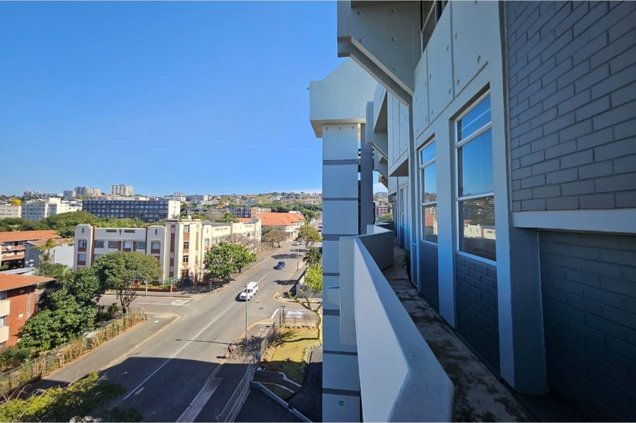 To Let 3 Bedroom Property for Rent in Essenwood KwaZulu-Natal