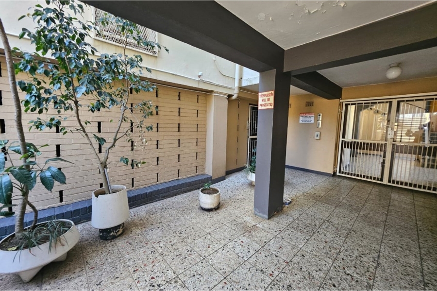To Let 2 Bedroom Property for Rent in Morningside KwaZulu-Natal