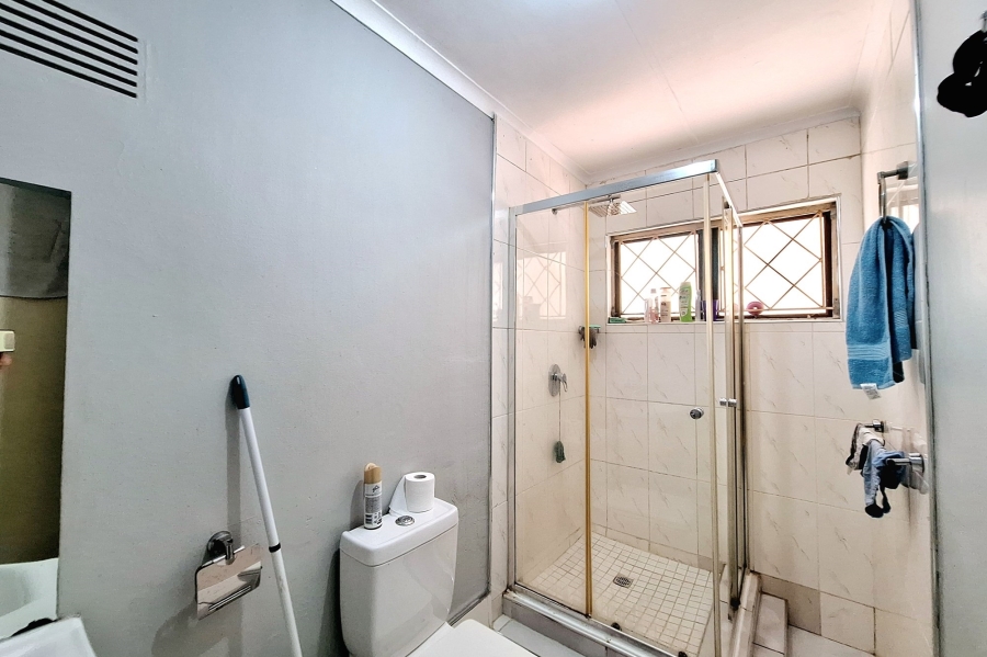 3 Bedroom Property for Sale in Hillgrove KwaZulu-Natal