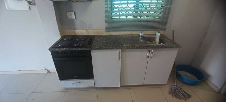 To Let 1 Bedroom Property for Rent in Bluff KwaZulu-Natal