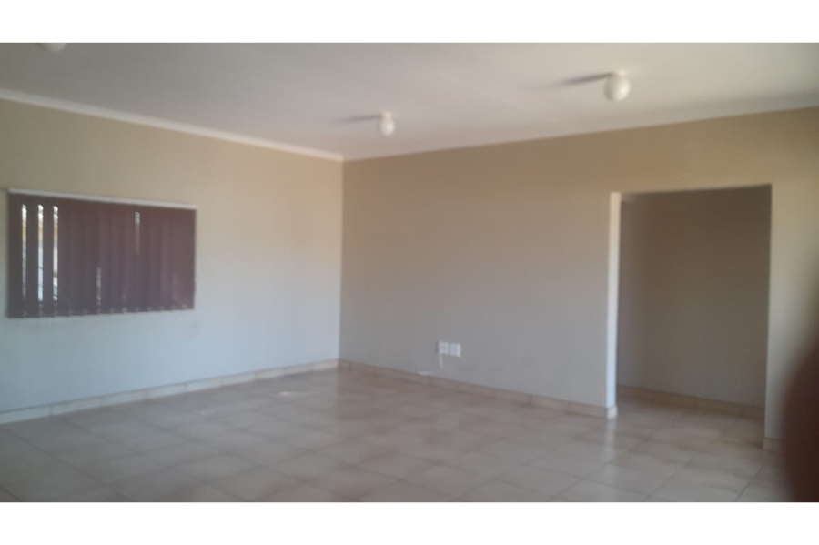 To Let 2 Bedroom Property for Rent in Malvern KwaZulu-Natal