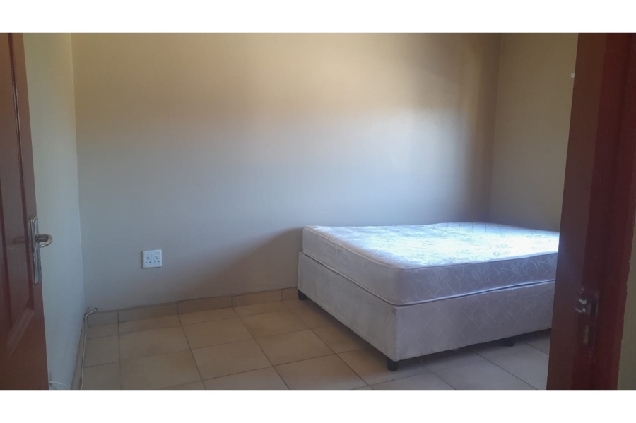 To Let 2 Bedroom Property for Rent in Malvern KwaZulu-Natal