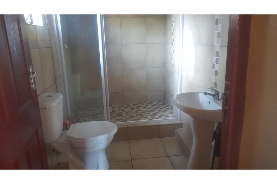 To Let 2 Bedroom Property for Rent in Malvern KwaZulu-Natal
