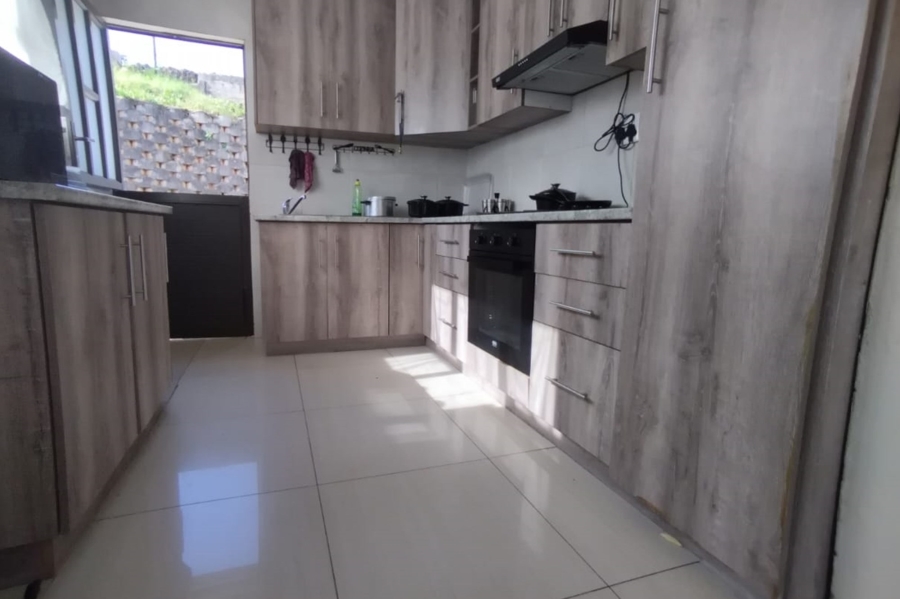 3 Bedroom Property for Sale in Earlsfield KwaZulu-Natal
