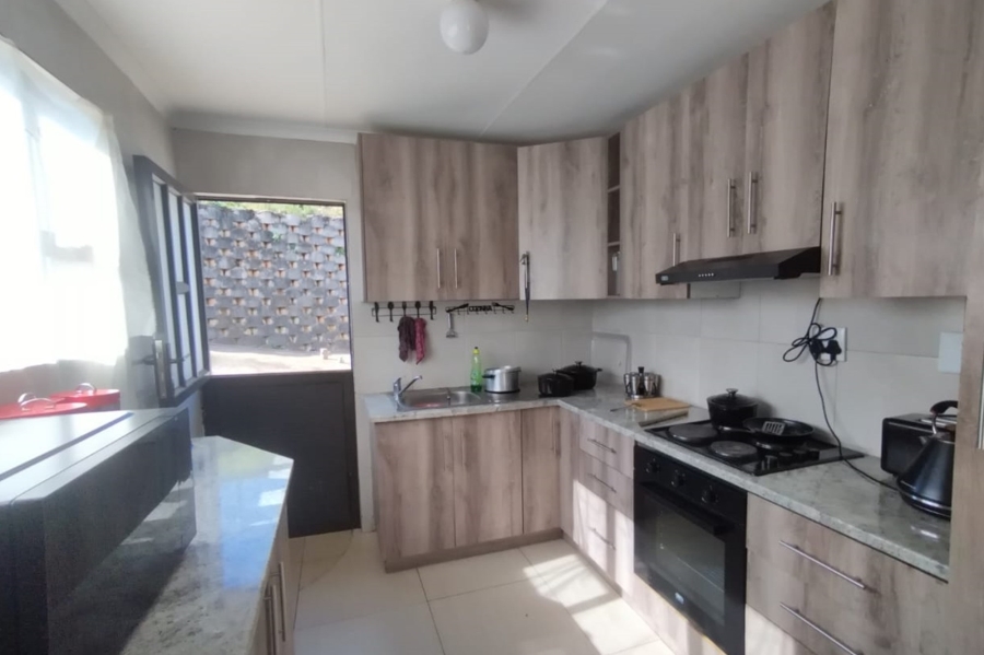 3 Bedroom Property for Sale in Earlsfield KwaZulu-Natal