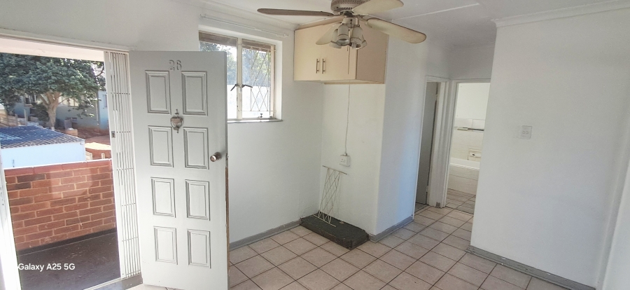 To Let 2 Bedroom Property for Rent in Umbilo KwaZulu-Natal