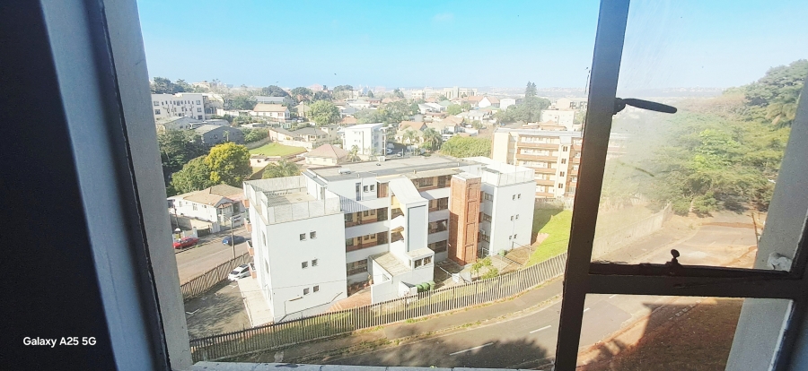 To Let 2 Bedroom Property for Rent in Umbilo KwaZulu-Natal