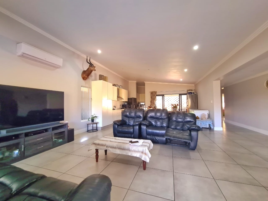4 Bedroom Property for Sale in Palm Lakes Estate KwaZulu-Natal