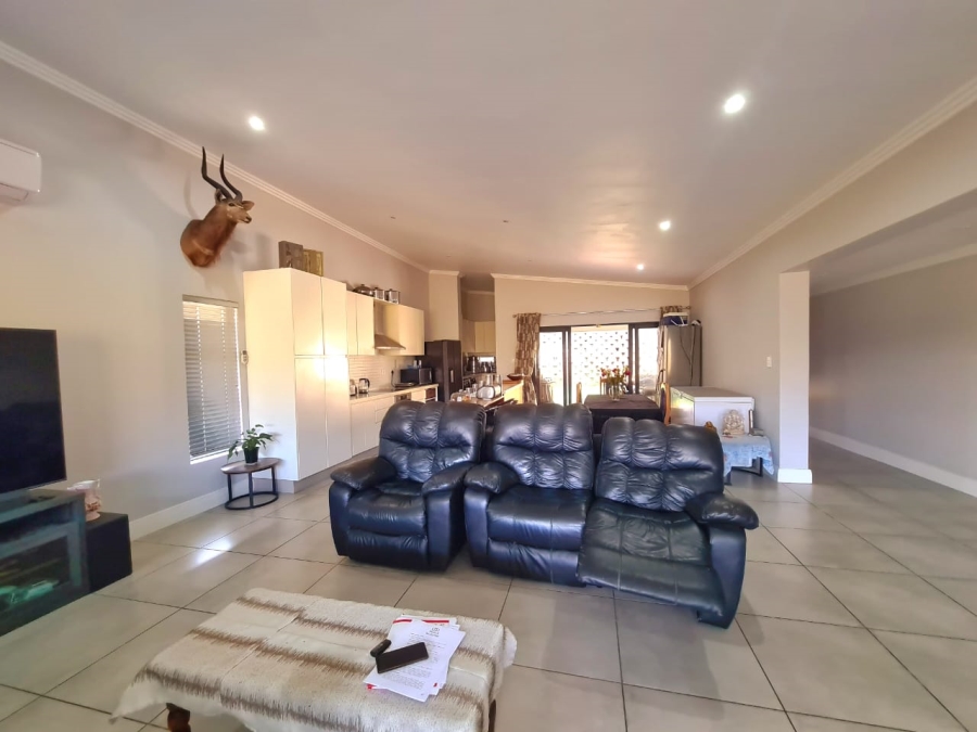 4 Bedroom Property for Sale in Palm Lakes Estate KwaZulu-Natal
