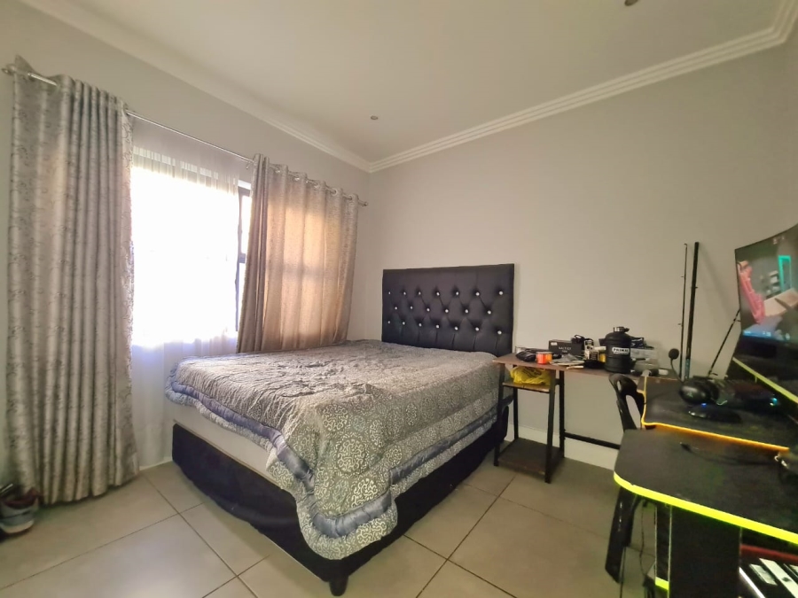 4 Bedroom Property for Sale in Palm Lakes Estate KwaZulu-Natal