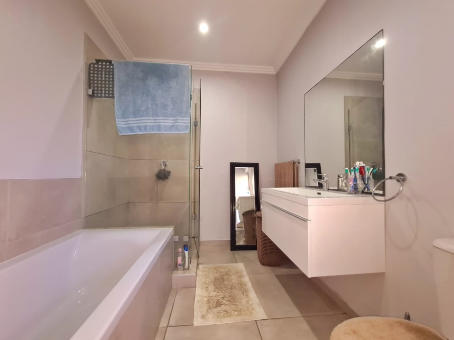 4 Bedroom Property for Sale in Palm Lakes Estate KwaZulu-Natal