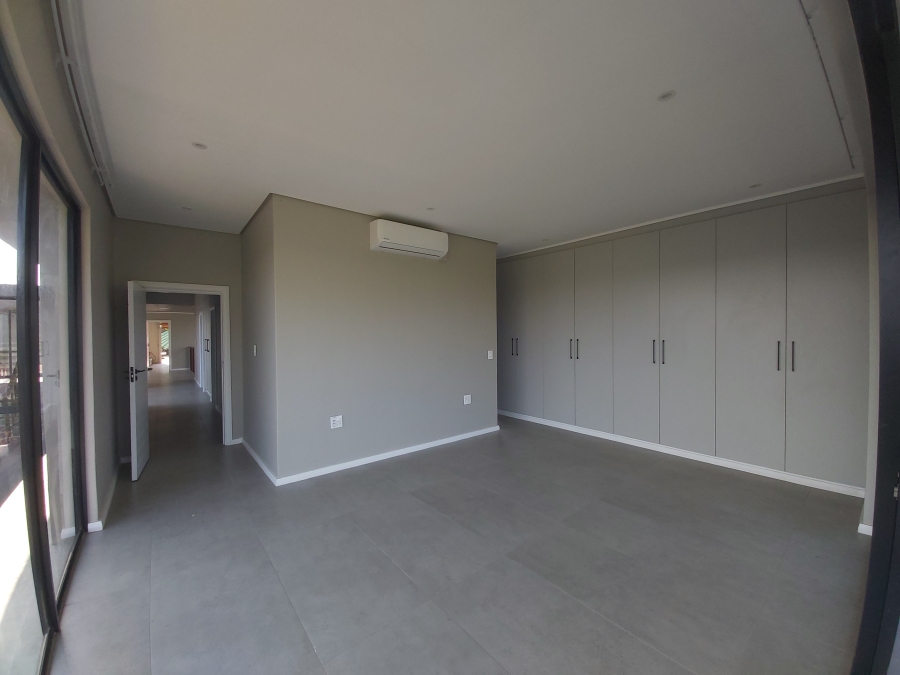 To Let 4 Bedroom Property for Rent in Palm Lakes Estate KwaZulu-Natal