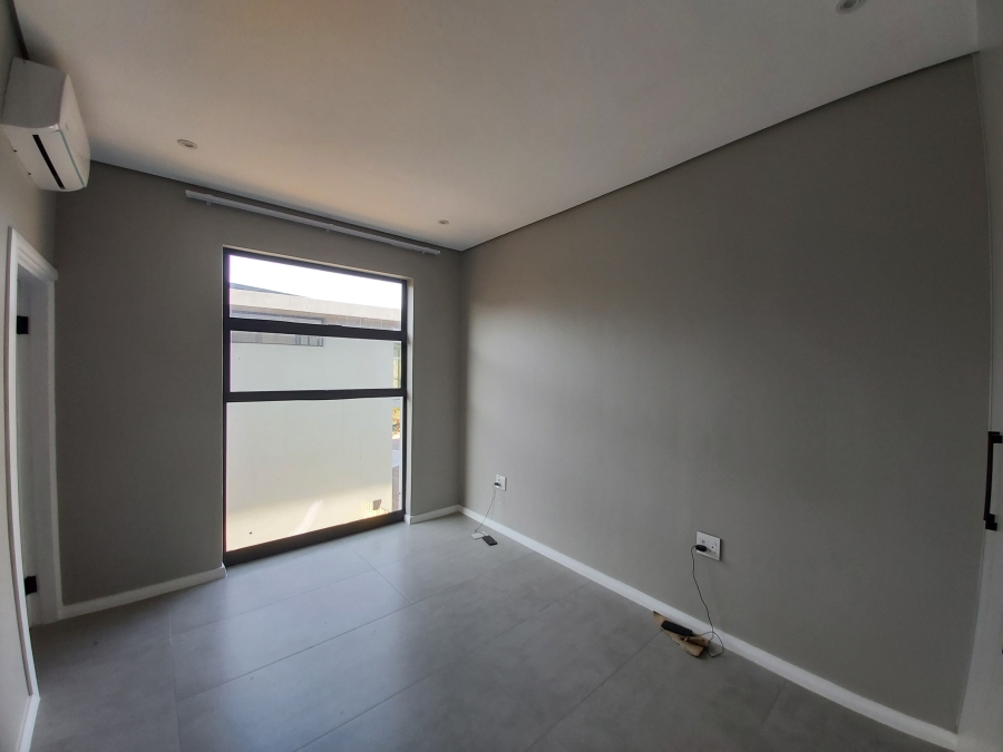 To Let 4 Bedroom Property for Rent in Palm Lakes Estate KwaZulu-Natal